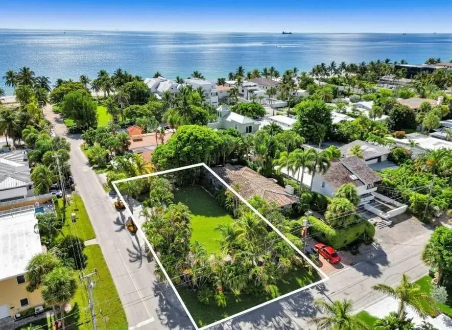 2930 Center Avenue, Fort Lauderdale FL 33308