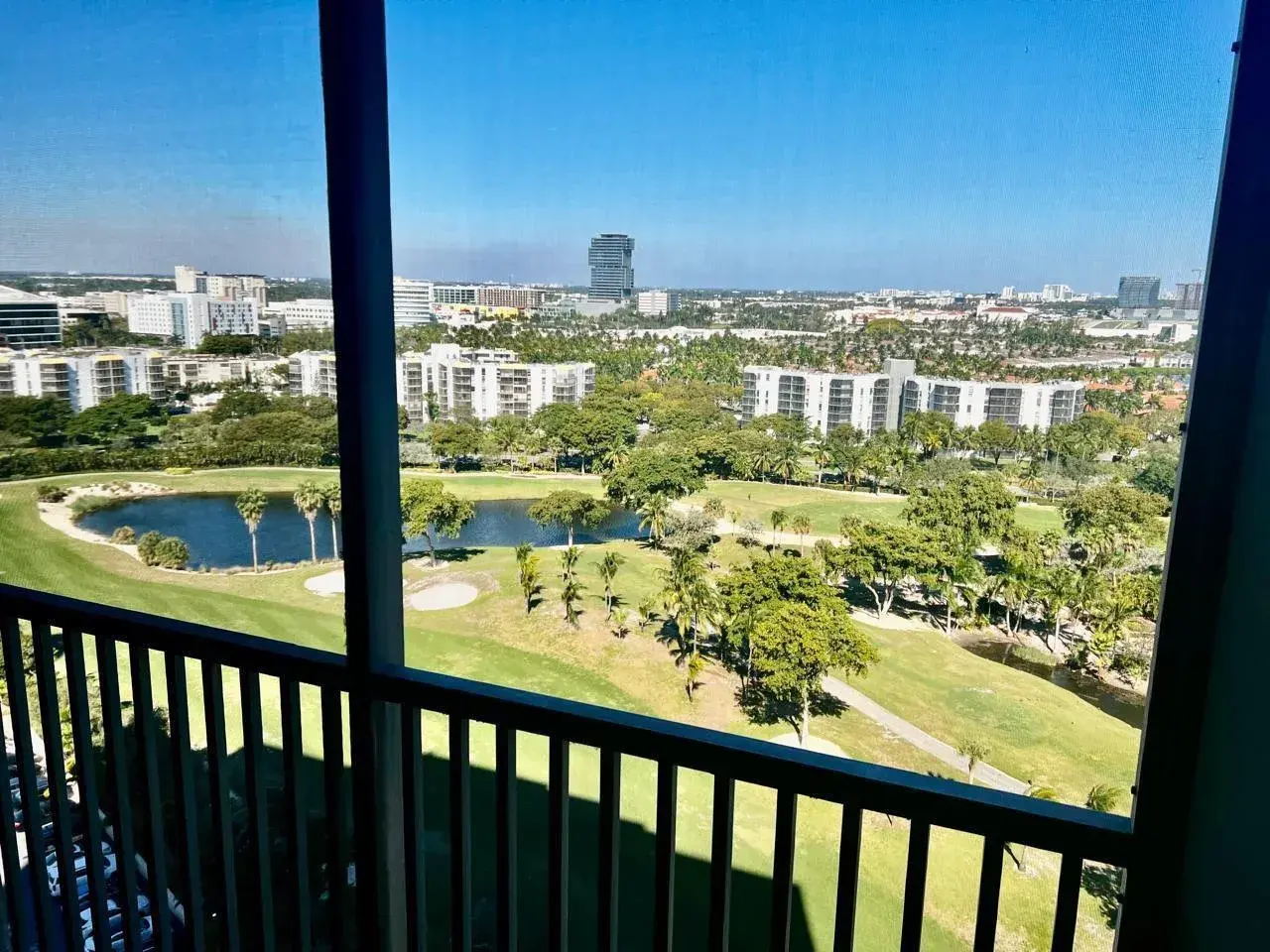 20379 W Country Club Drive # 1932, Aventura FL 33180