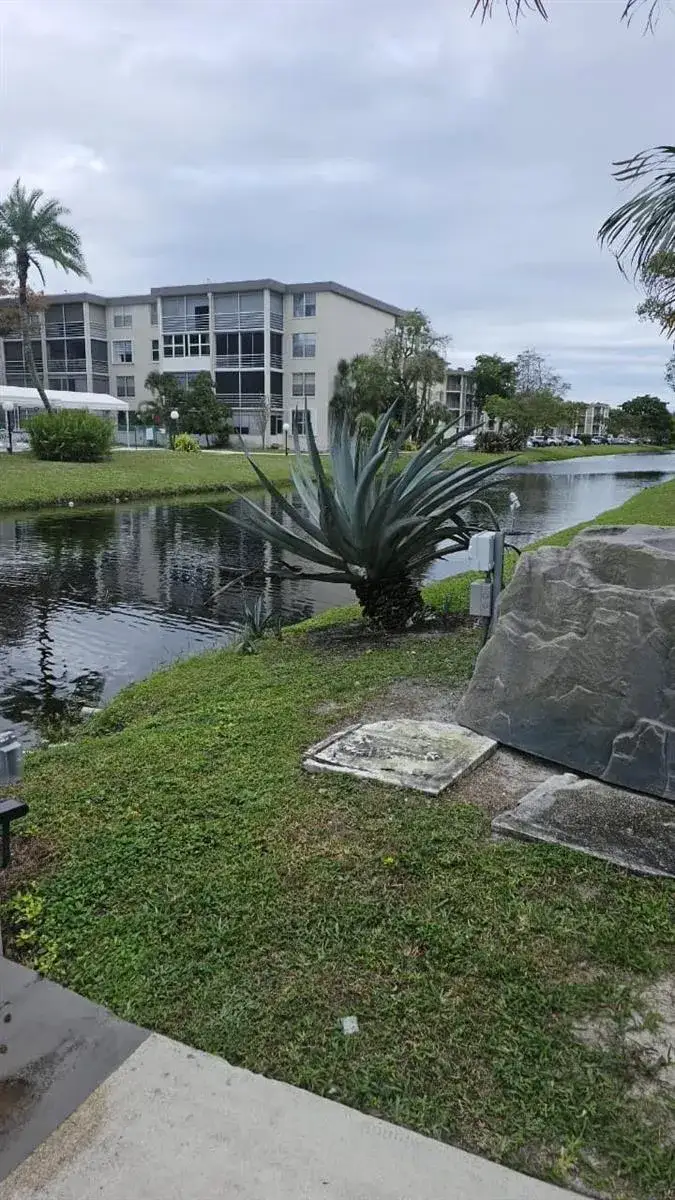 4851 NW 26th Court # 342, Lauderdale Lakes FL 33313