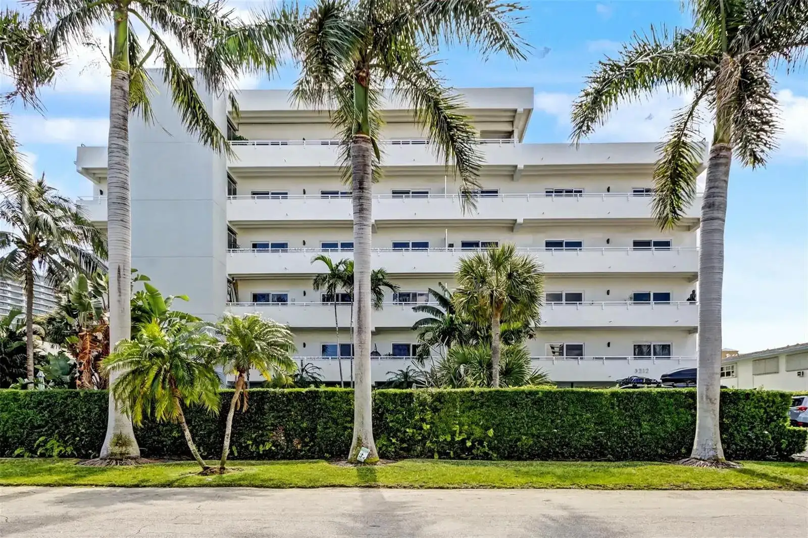 3212 NE 12th Street # 502, Pompano Beach FL 33062 photo 2