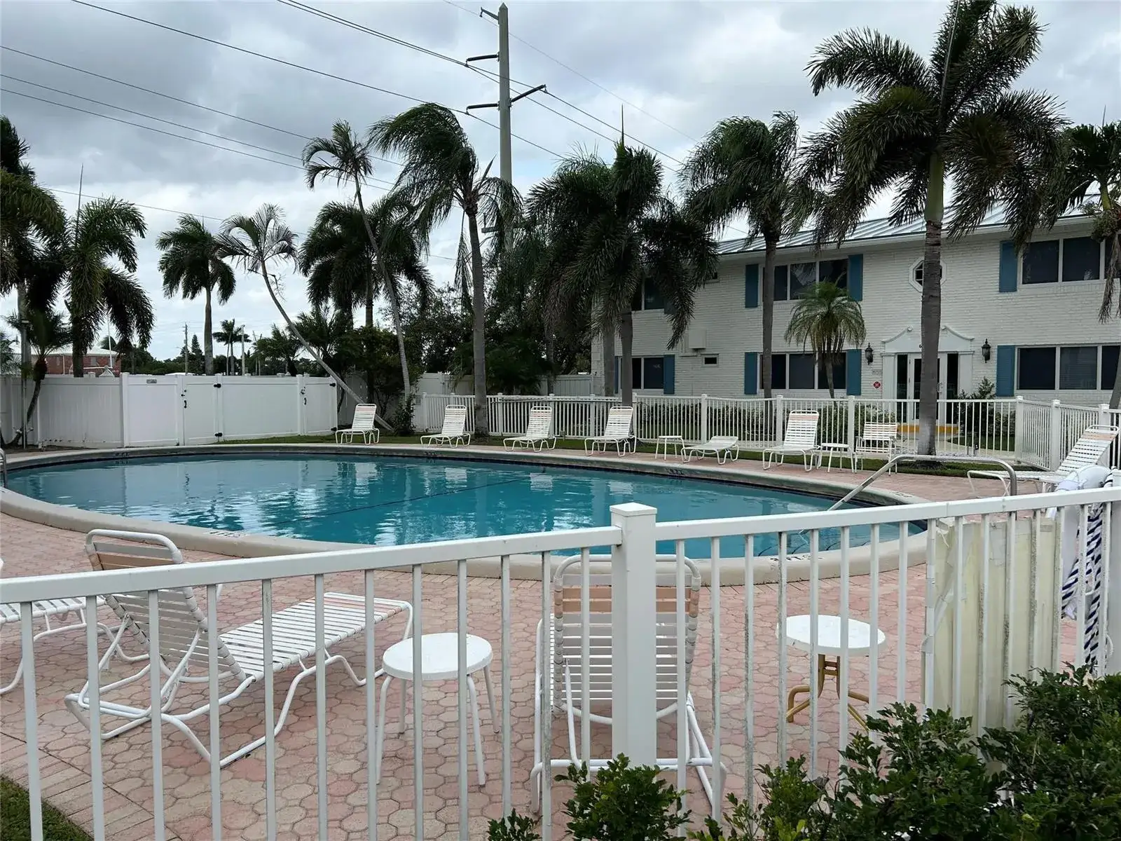 6263 NE 19th Avenue # 906, Fort Lauderdale FL 33308