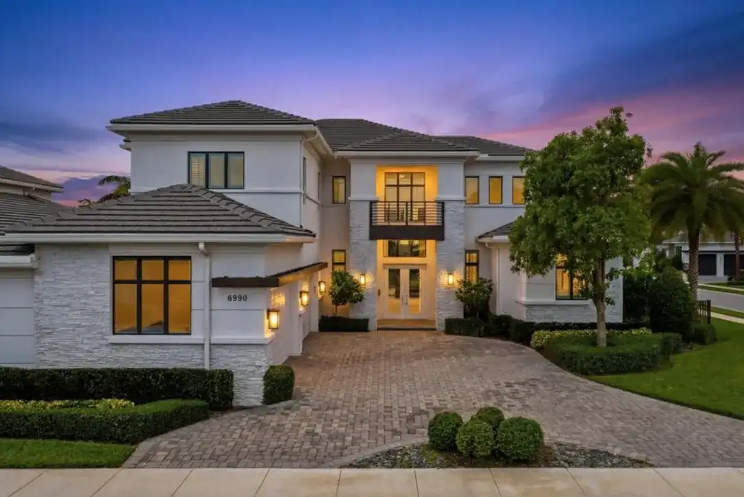 6990 NW 27th Avenue, Boca Raton FL 33496
