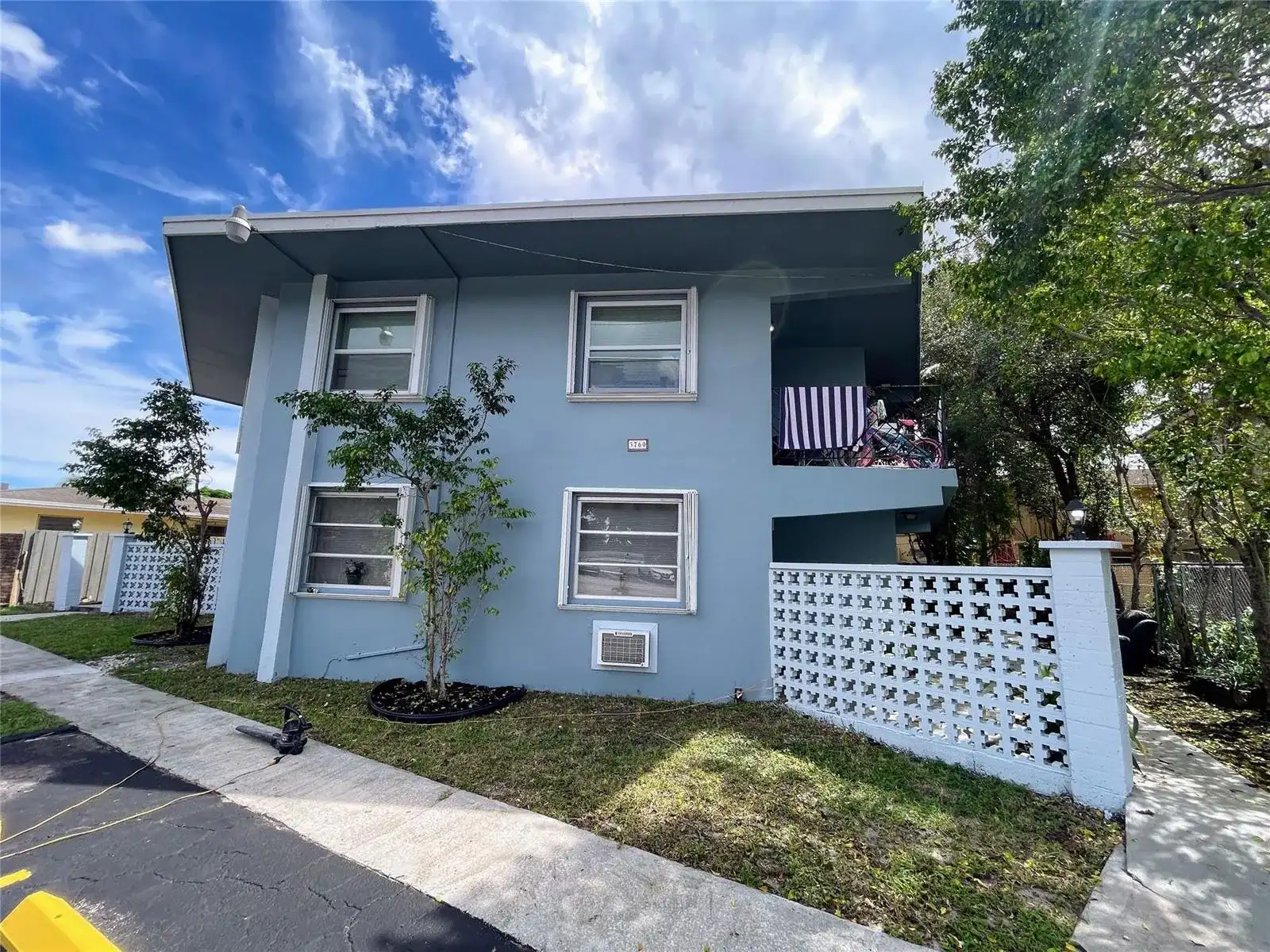 3760 SW 1st Street, Fort Lauderdale FL 33312