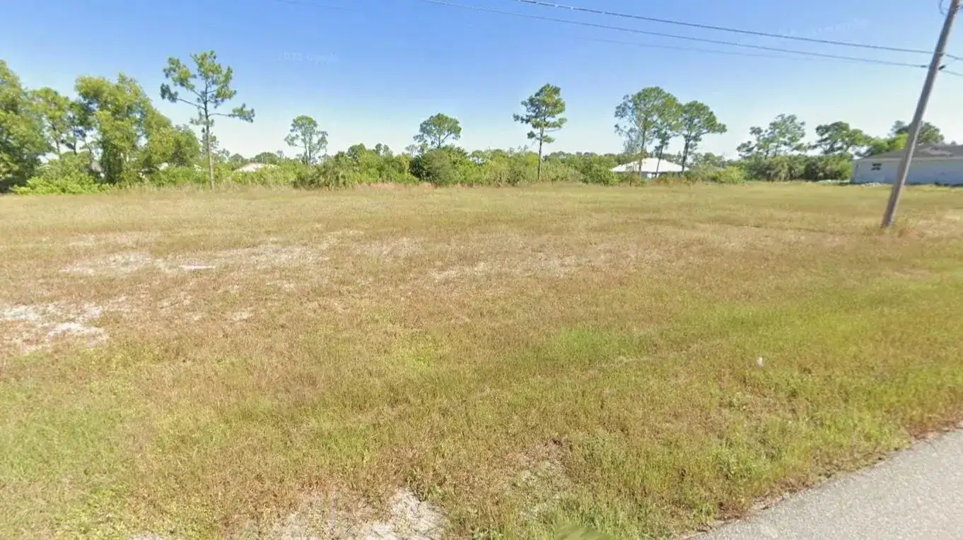 1811 NE 44th Street, Cape Coral FL 33909 photo 3