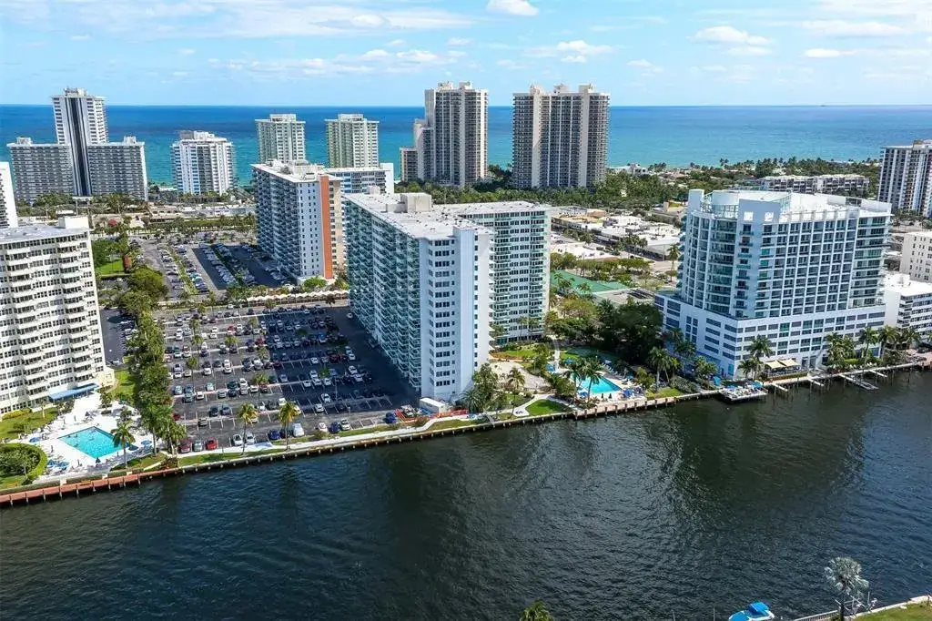 3233 NE 34th Street # 717, Fort Lauderdale FL 33308