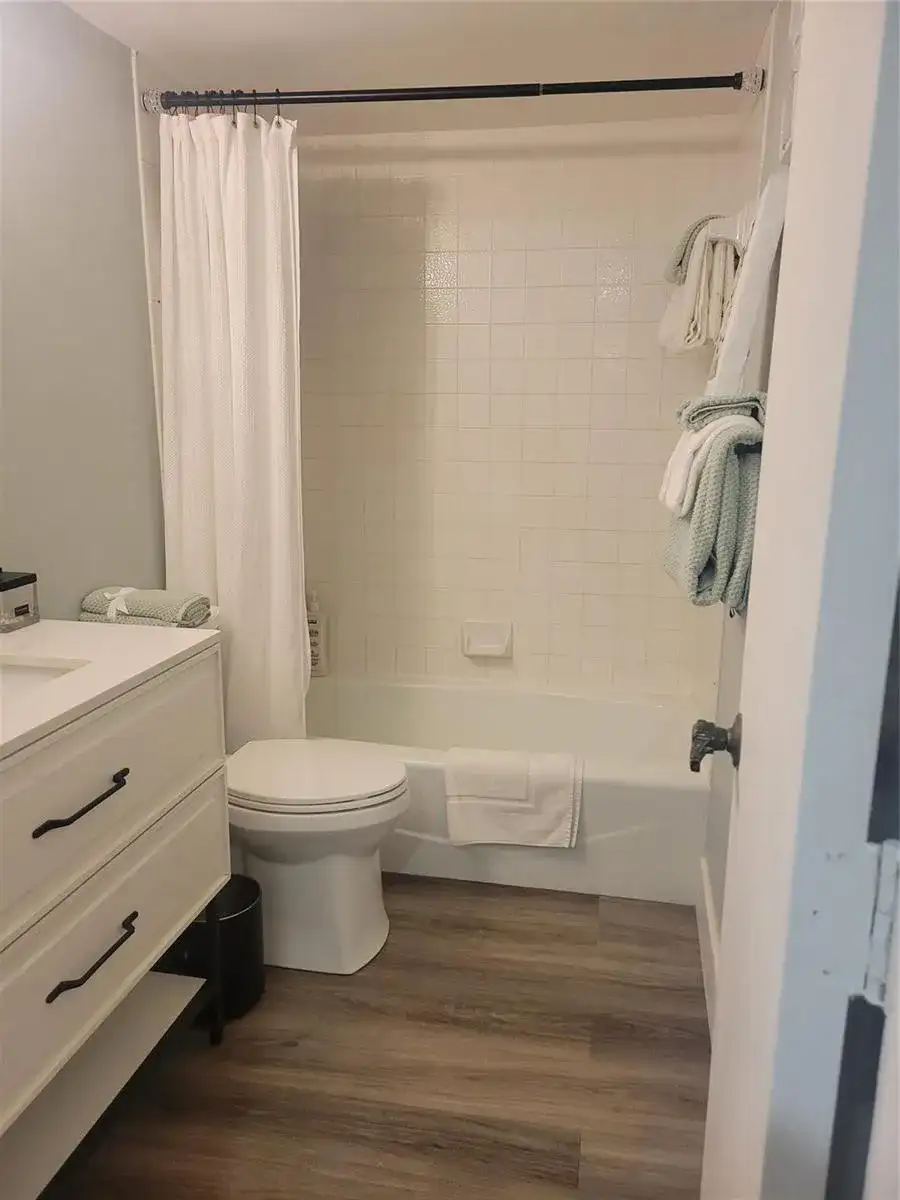 3940 Inverrary Boulevard # A, Lauderhill FL 33319 photo 3