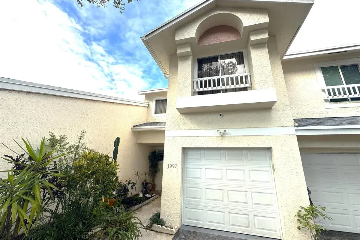 1997 Discovery Circle # 1997, Deerfield Beach FL 33442