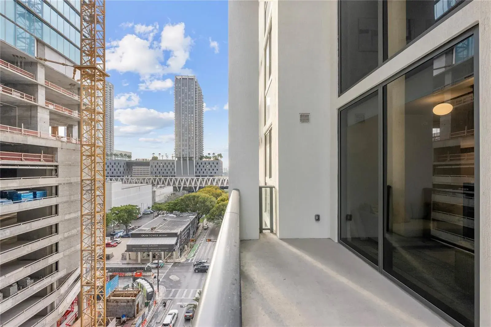 11 NE 6th Street # 907, Miami FL 33132