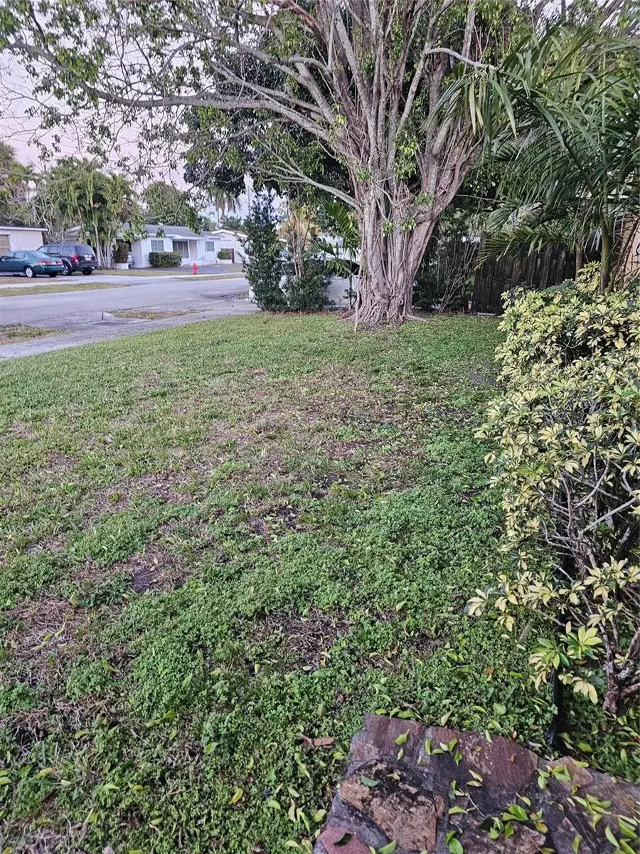 3340 SW 18th Street, Fort Lauderdale FL 33312