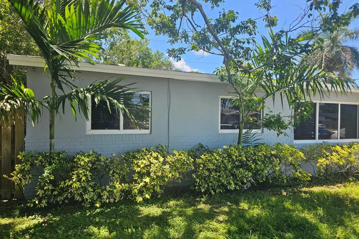 3340 SW 18th Street, Fort Lauderdale FL 33312