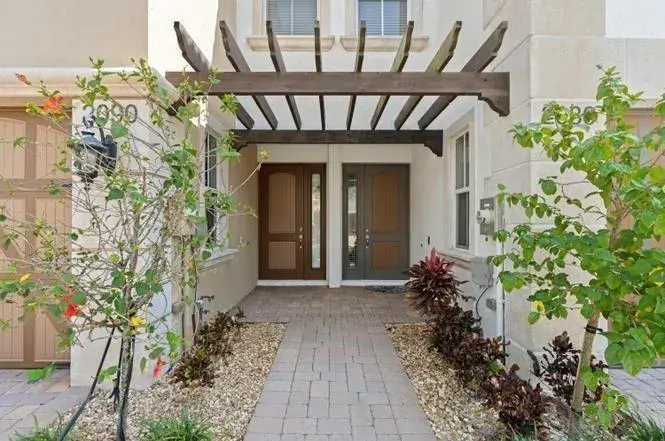 2086 Foxtail View Court, West Palm Beach FL 33411