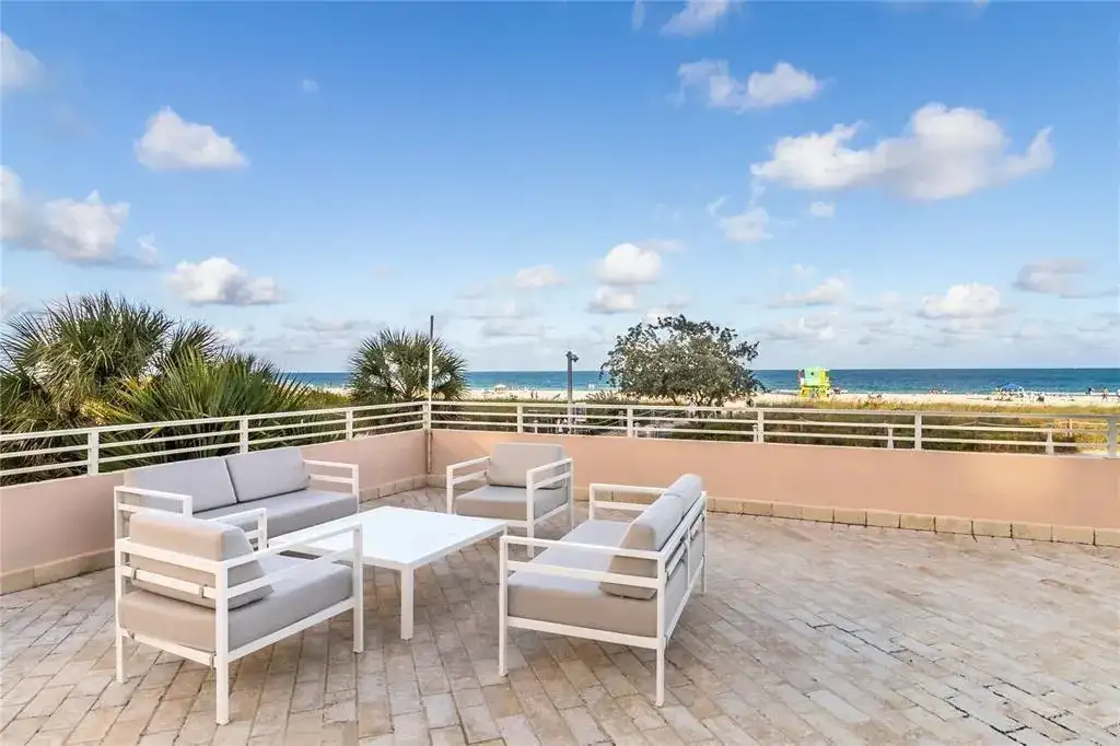 345 Ocean Drive # 512, Miami Beach FL 33139 photo 3