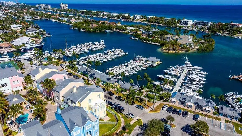 2825 Marina Circle # 2825, Lighthouse Point FL 33064