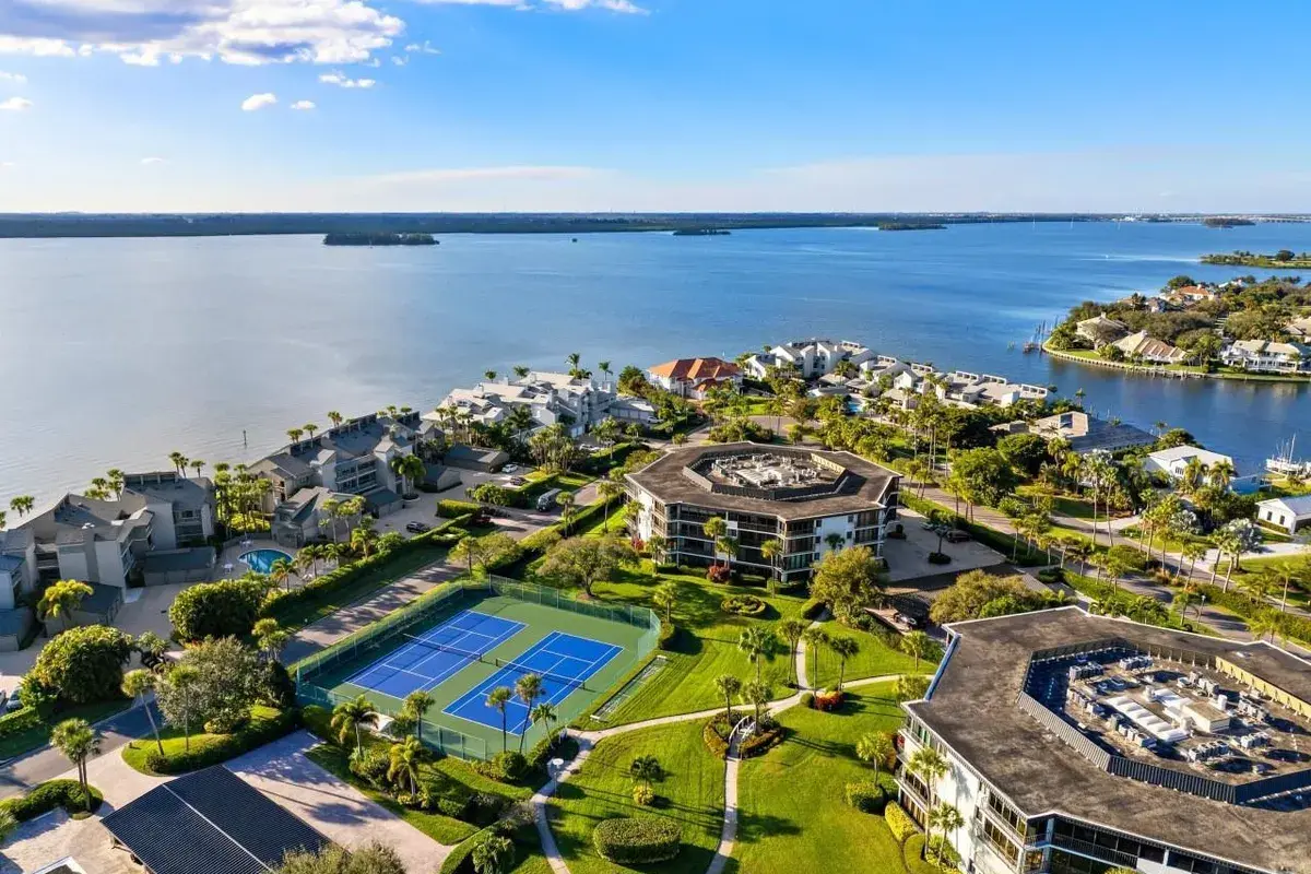 1815 Mooringline Drive # 2e, Vero Beach FL 32963