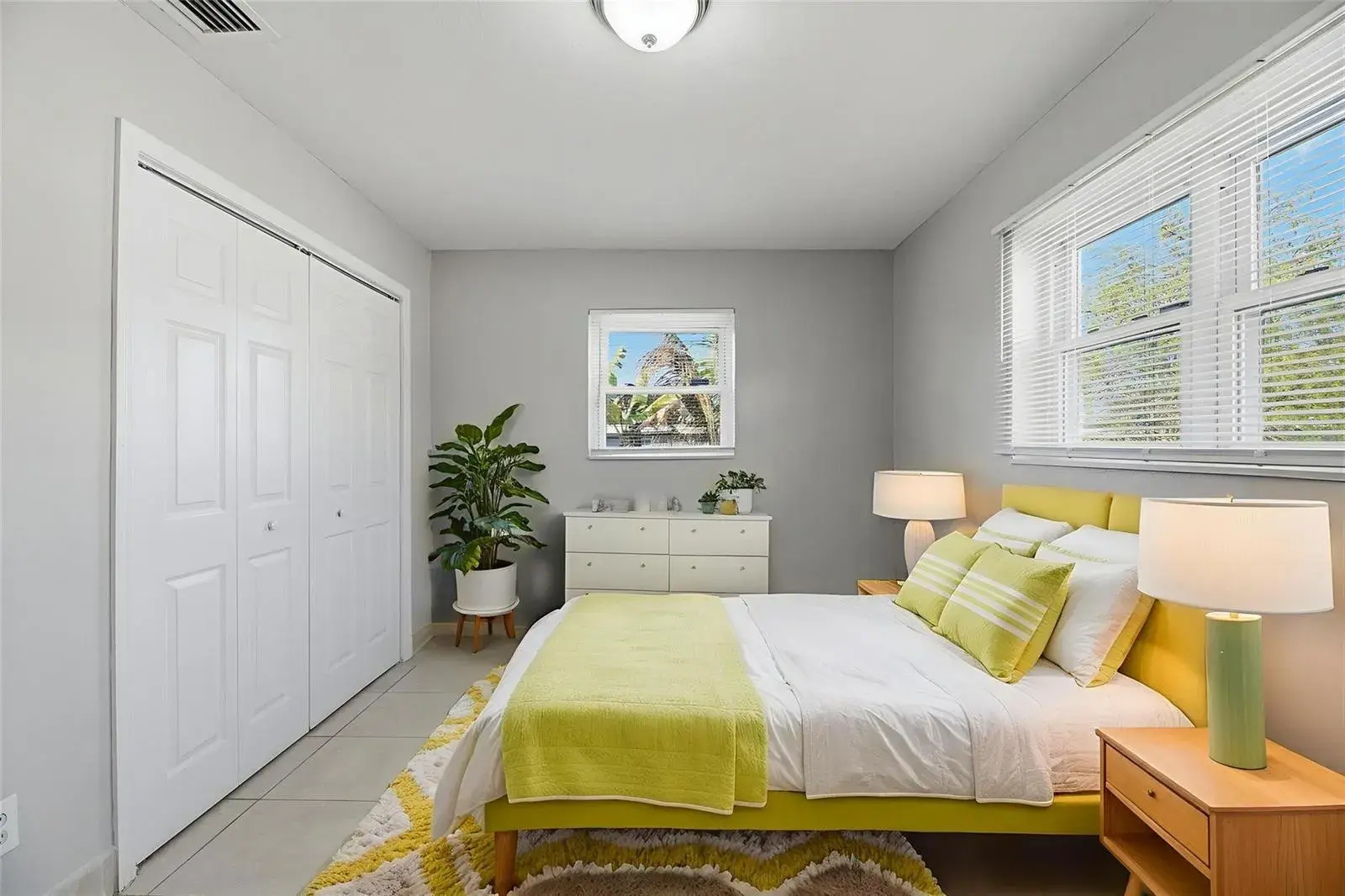 5649 SW 36th Court, West Park FL 33023