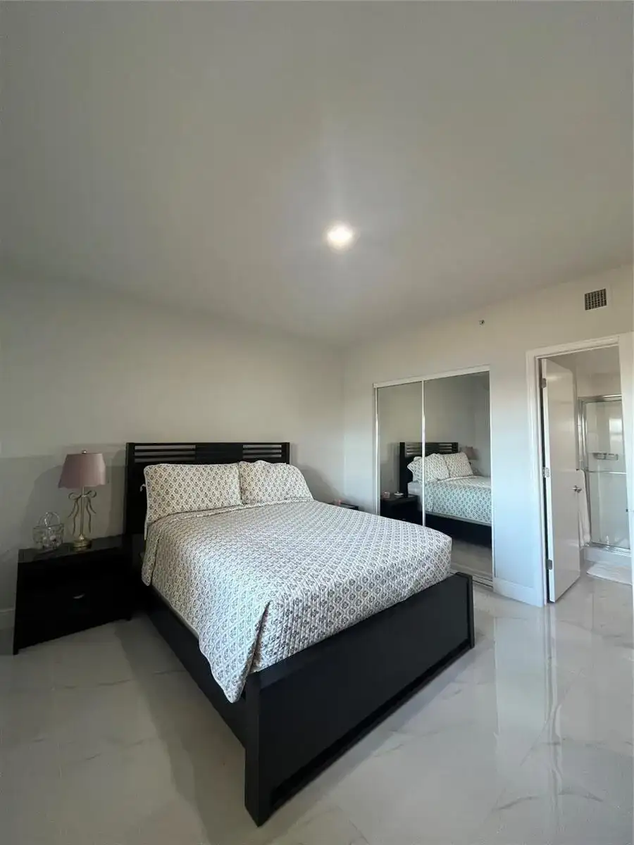 2650 Lake Shore Drive # 803, Riviera Beach FL 33404 photo 5