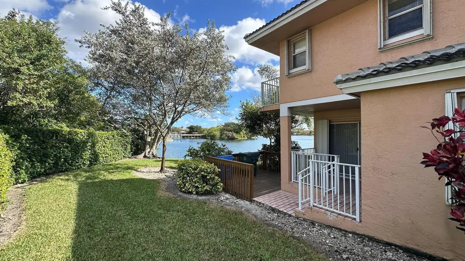 3299 NW 44th Street # 2, Oakland Park FL 33309 photo 2