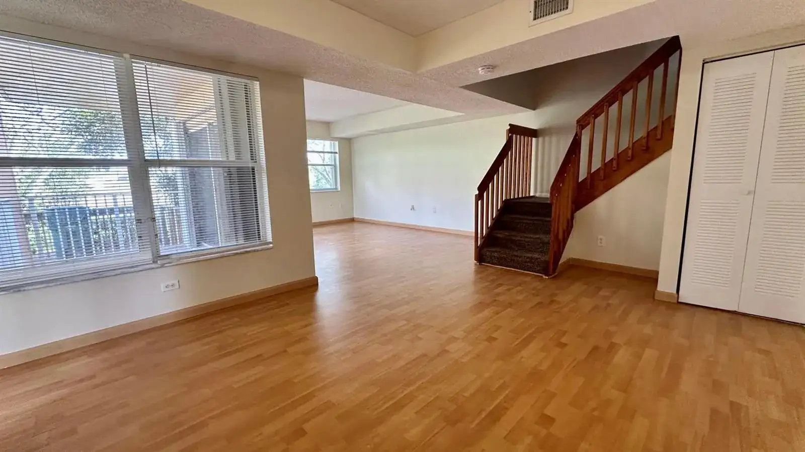 3299 NW 44th Street # 2, Oakland Park FL 33309 photo 5