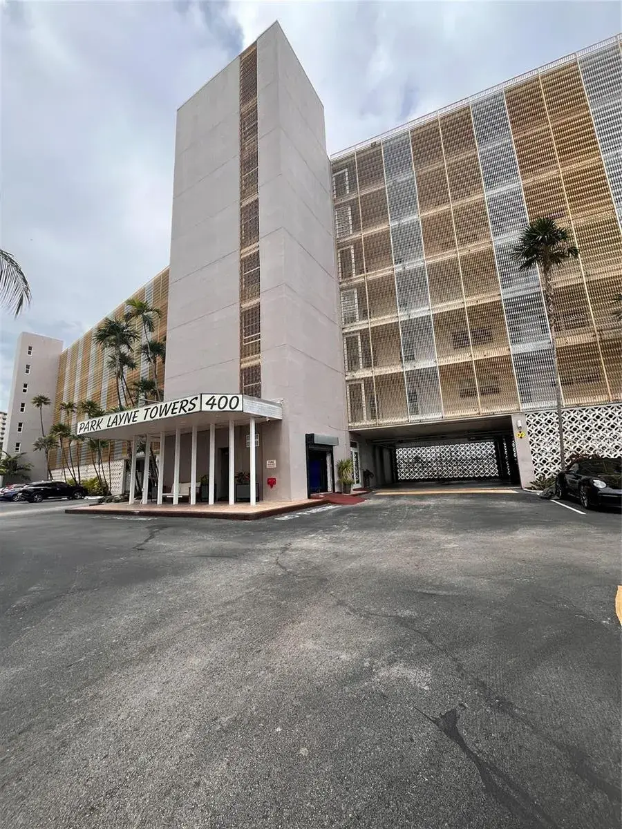 400 Golden Isles Drive # 20, Hallandale Beach FL 33009
