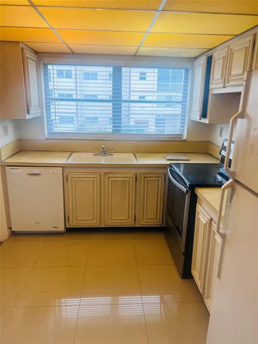4046 NW 19th Street # 203, Lauderhill FL 33313 photo 4