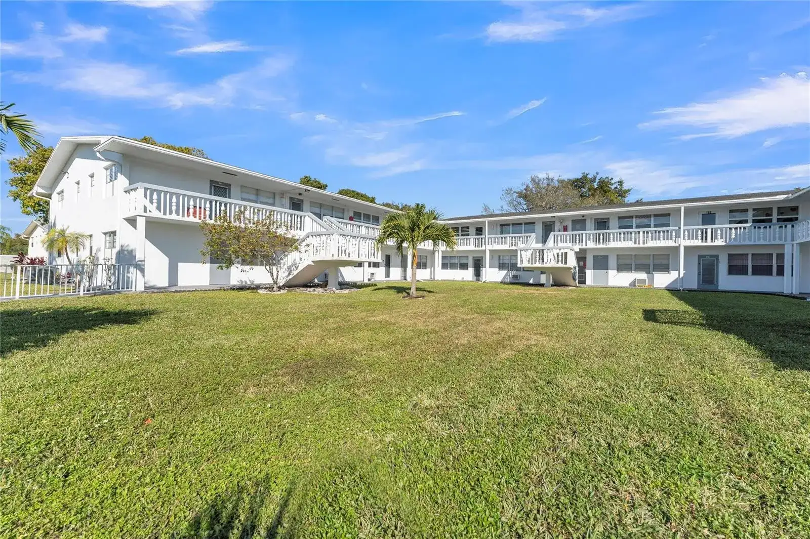 176 Westbury J # 176, Deerfield Beach FL 33442 photo 2
