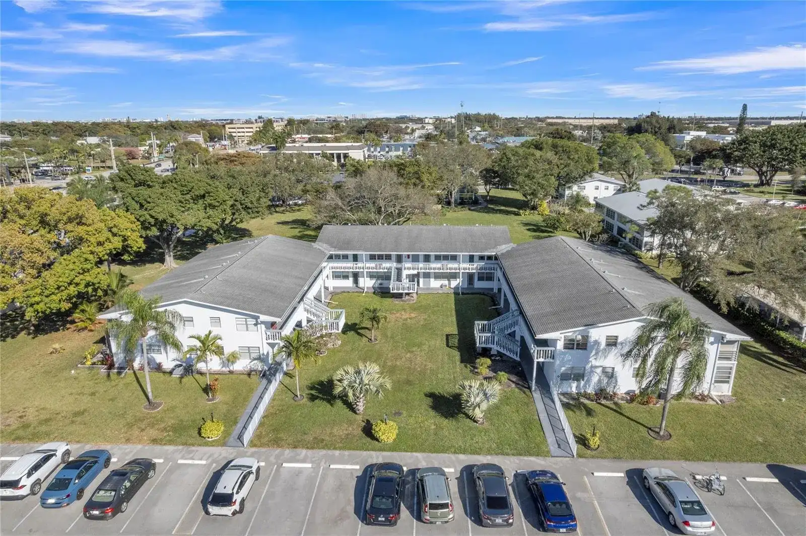 176 Westbury J # 176, Deerfield Beach FL 33442 photo 3
