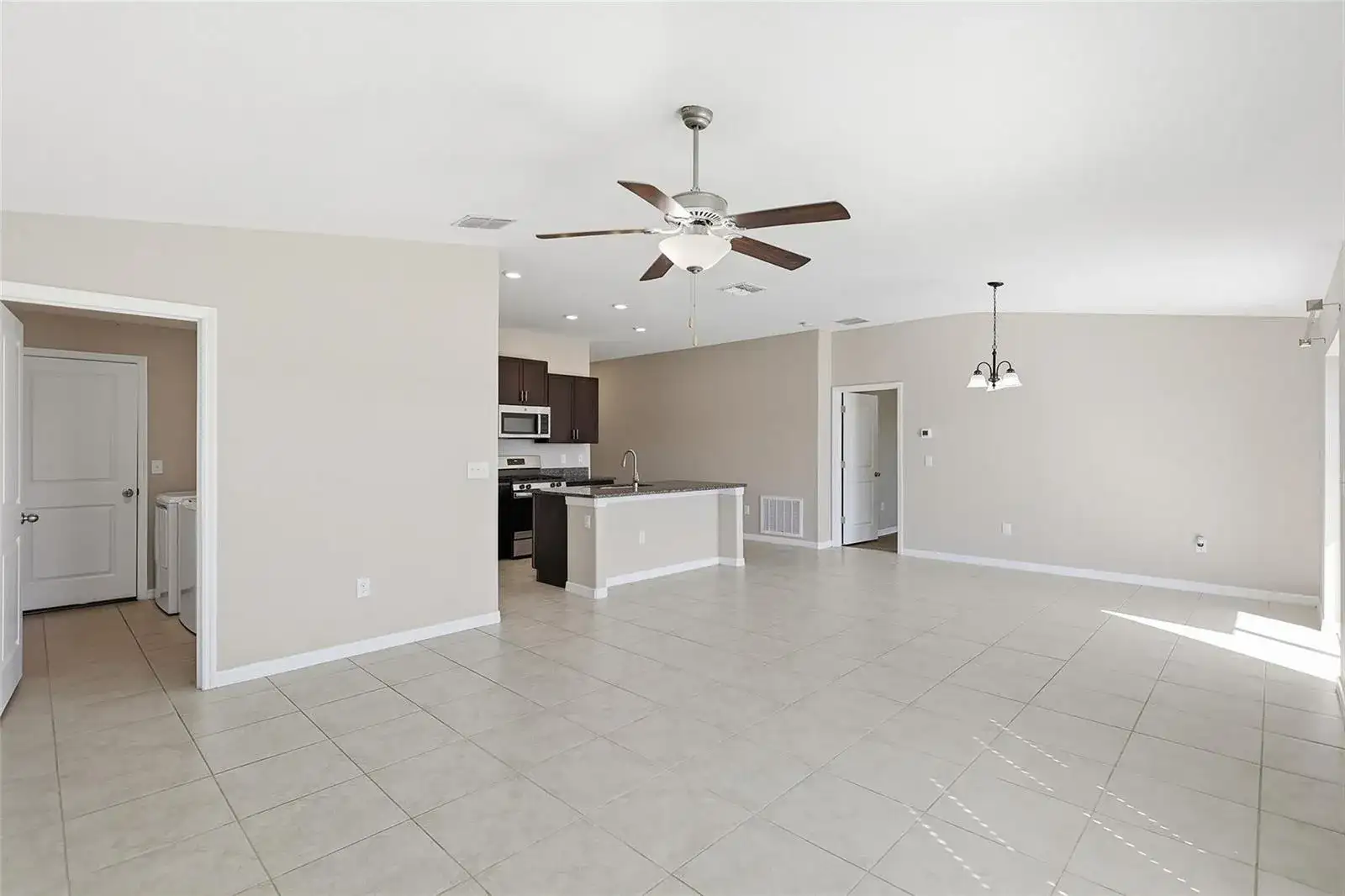 9728 Channing Hill Drive, FL 33573 photo 5