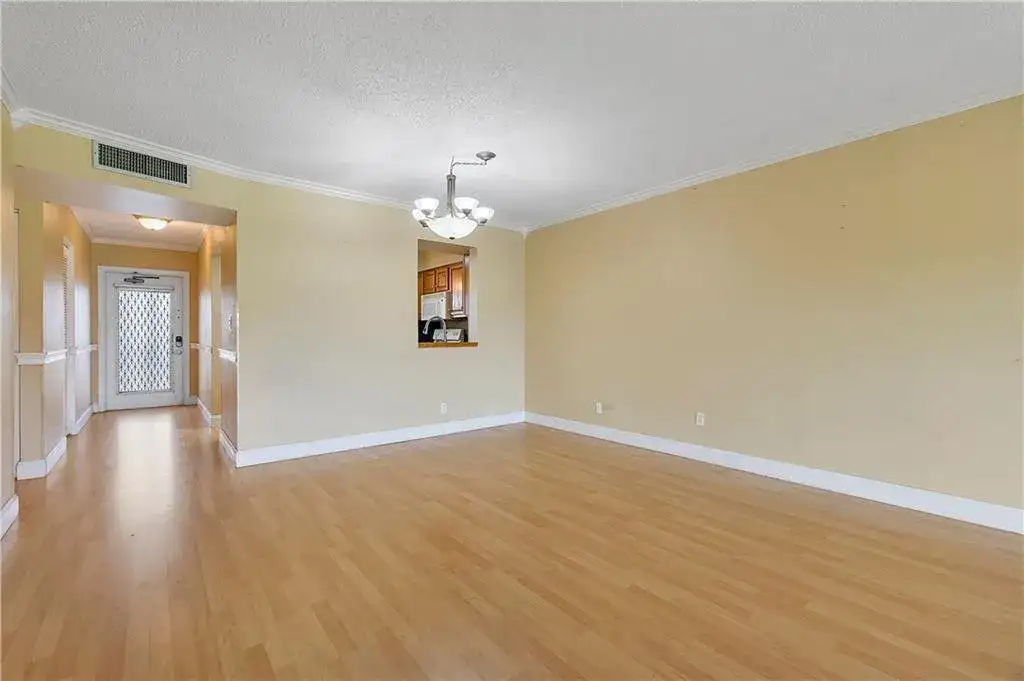 7210 Lake Circle Drive # 306, Margate FL 33063 photo 5