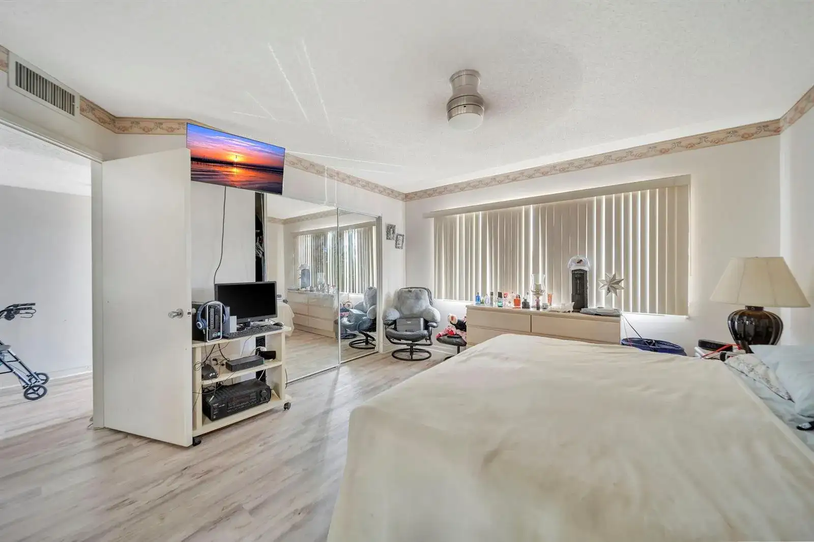 1400 SW 137th Avenue # 311F, Pembroke Pines FL 33027 photo 4
