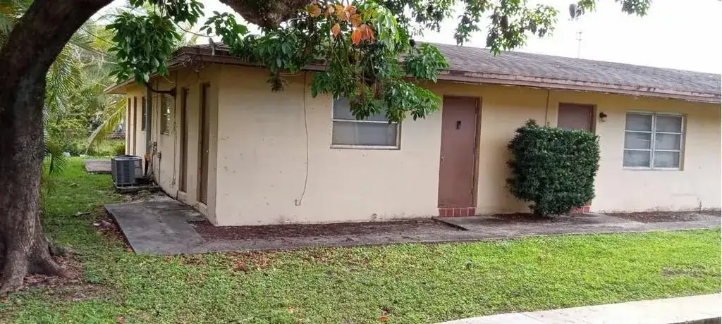 1856 NW 52nd Avenue, Lauderhill FL 33313 photo 5