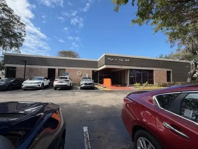 7301 NW 4th Street # 104, Plantation FL 33317