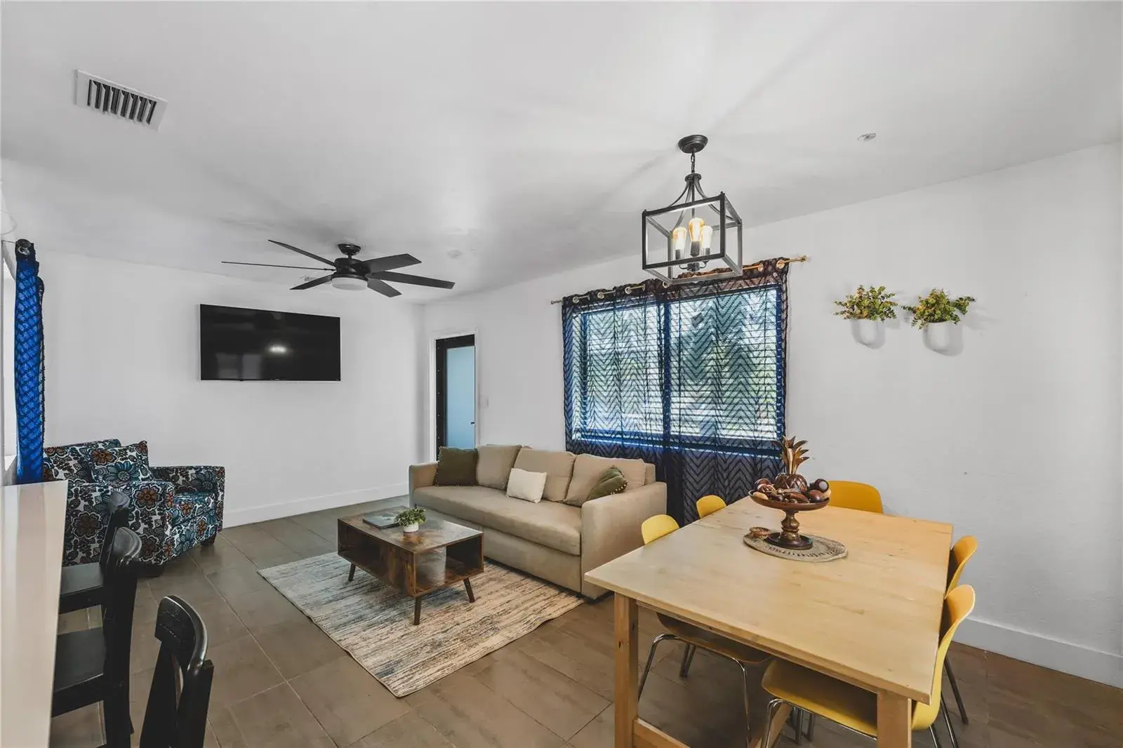 1625 Cleveland Street, Hollywood FL 33020
