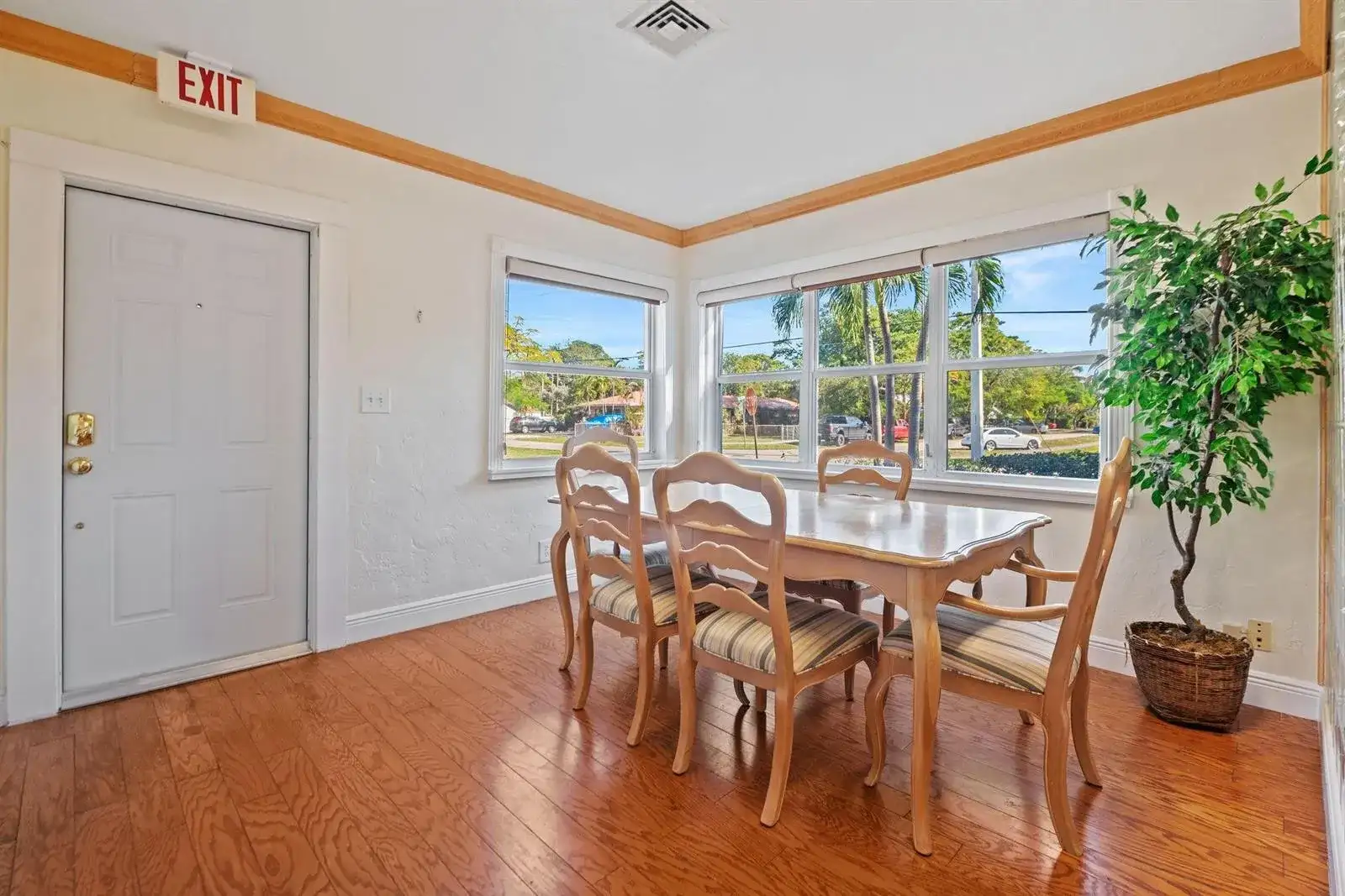 1901 SE 4th Avenue, Fort Lauderdale FL 33316 photo 5