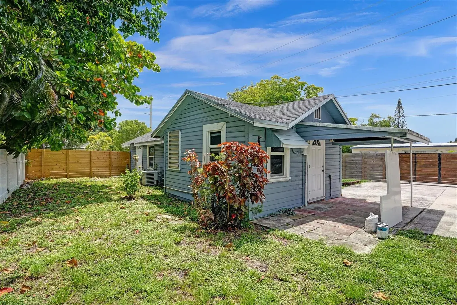 1201 N Andrews Avenue, Fort Lauderdale FL 33311