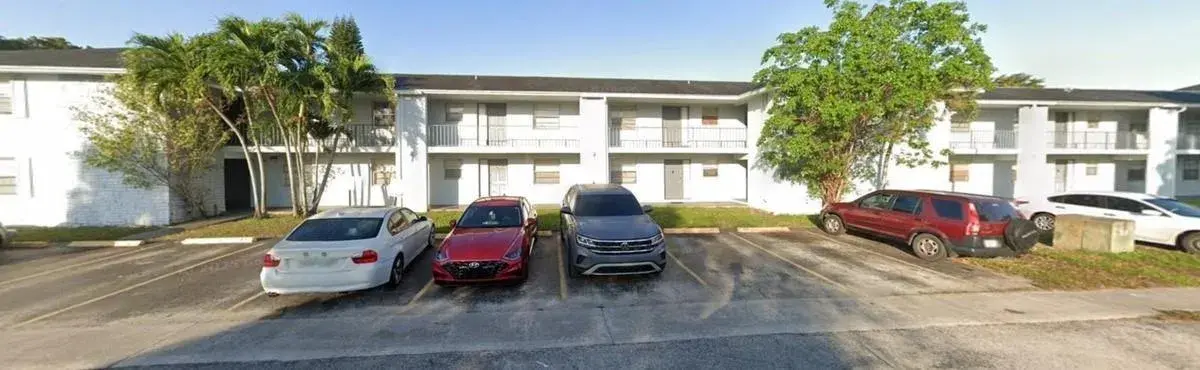 2221 NW 58 Avenue, Lauderhill FL 33313
