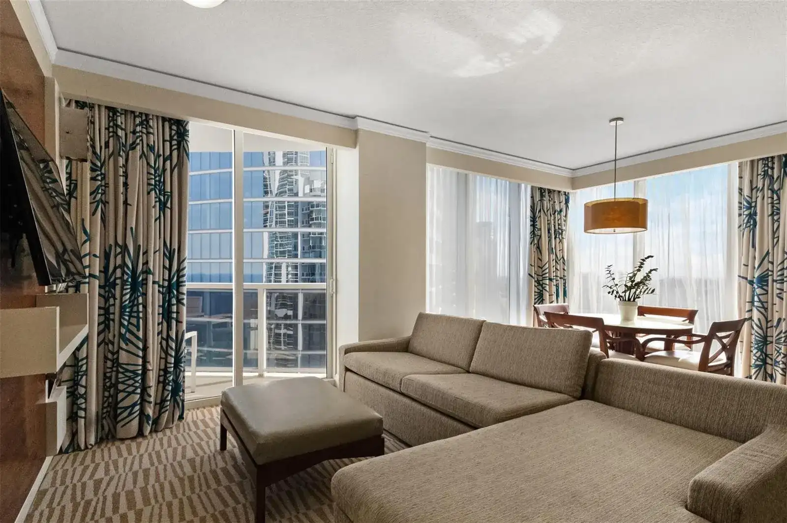 18001 Collins Avenue, Sunny Isles Beach FL 33160 photo 2