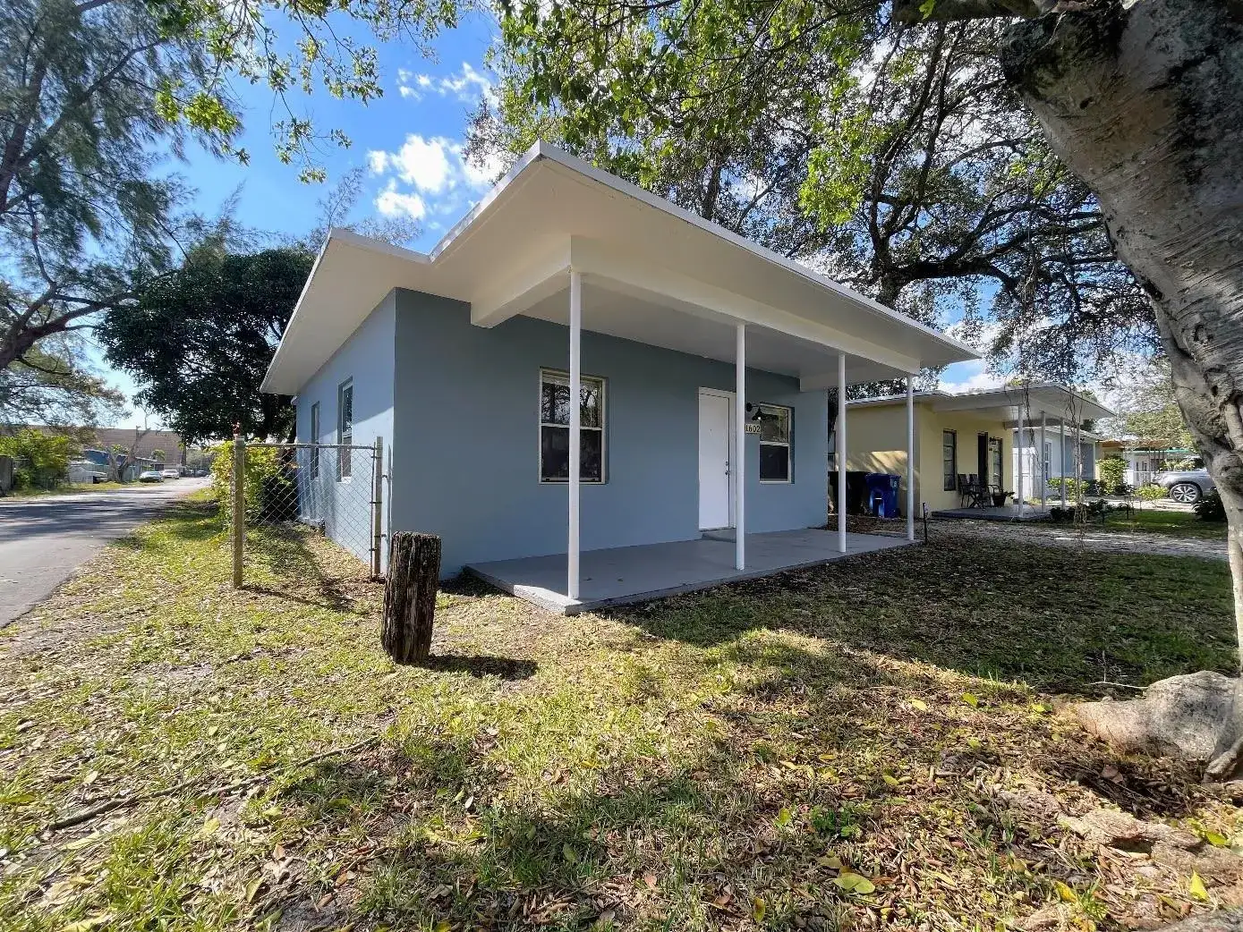 1602 NW 7th Place, Fort Lauderdale FL 33311 photo 2