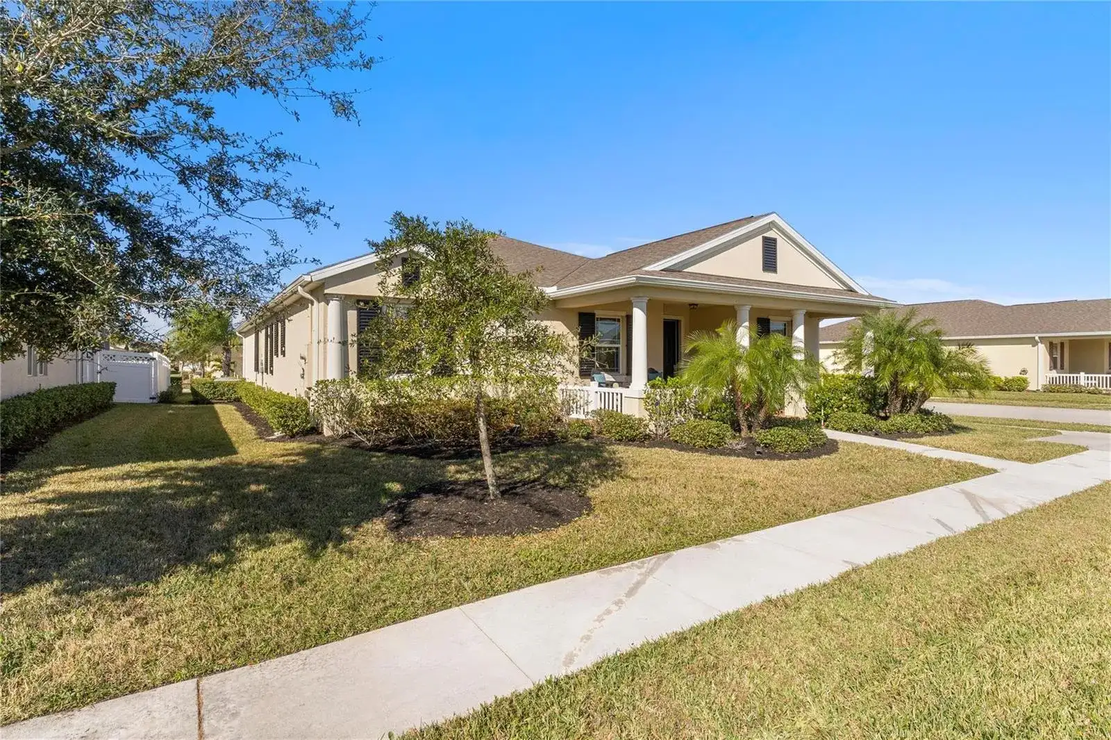 1420 Fortrose Drive, Vero Beach FL 32966 photo 4