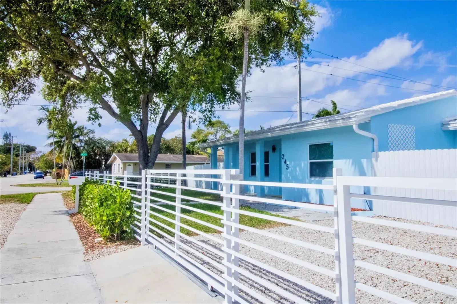 245 SW 20th Street, Fort Lauderdale FL 33315