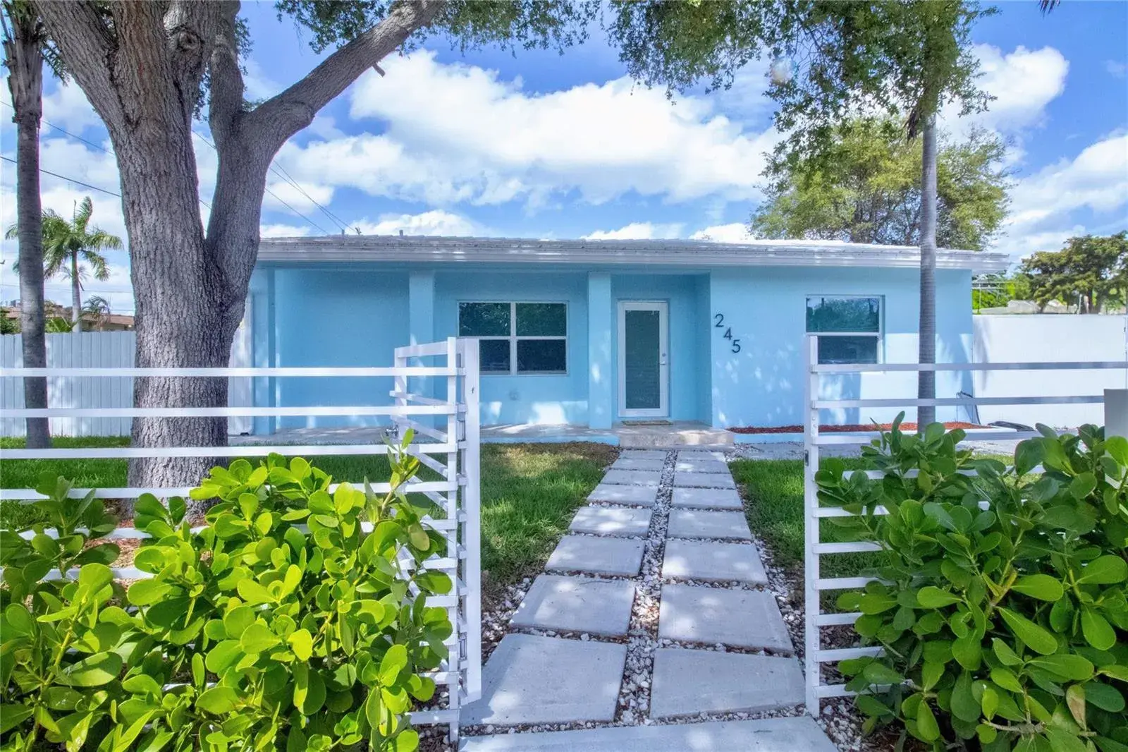245 SW 20th Street, Fort Lauderdale FL 33315