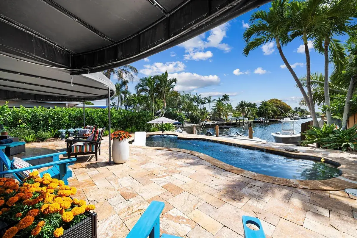 1500 NE 24th Street, Wilton Manors FL 33305