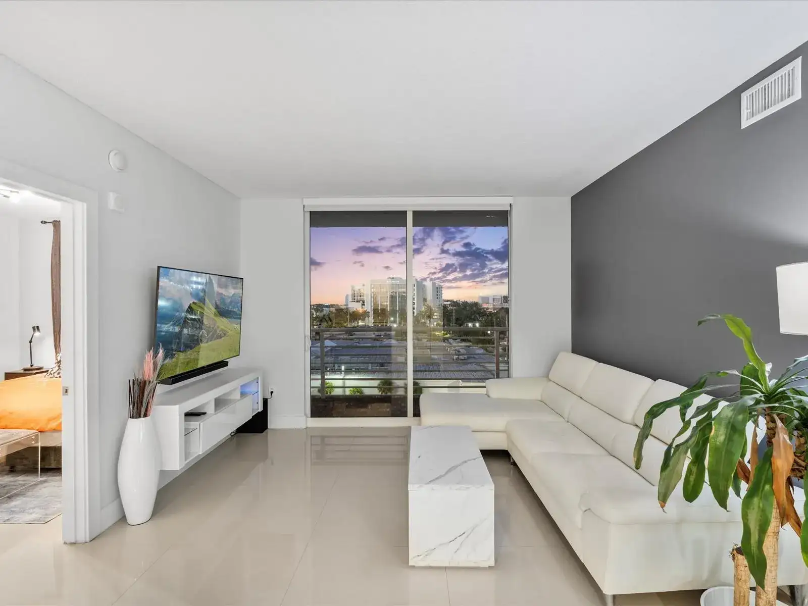 18800 NE 29th Avenue # 704, Aventura FL 33180 photo 3