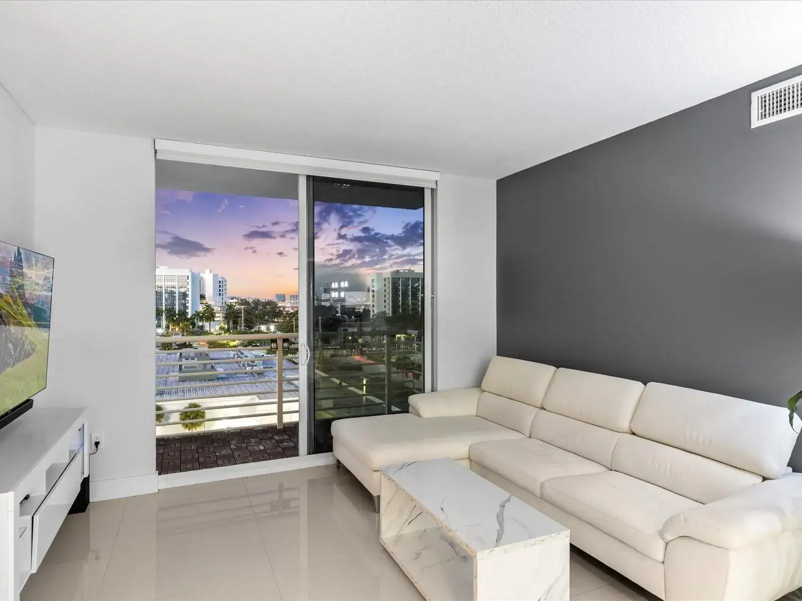 18800 NE 29th Avenue # 704, Aventura FL 33180 photo 5