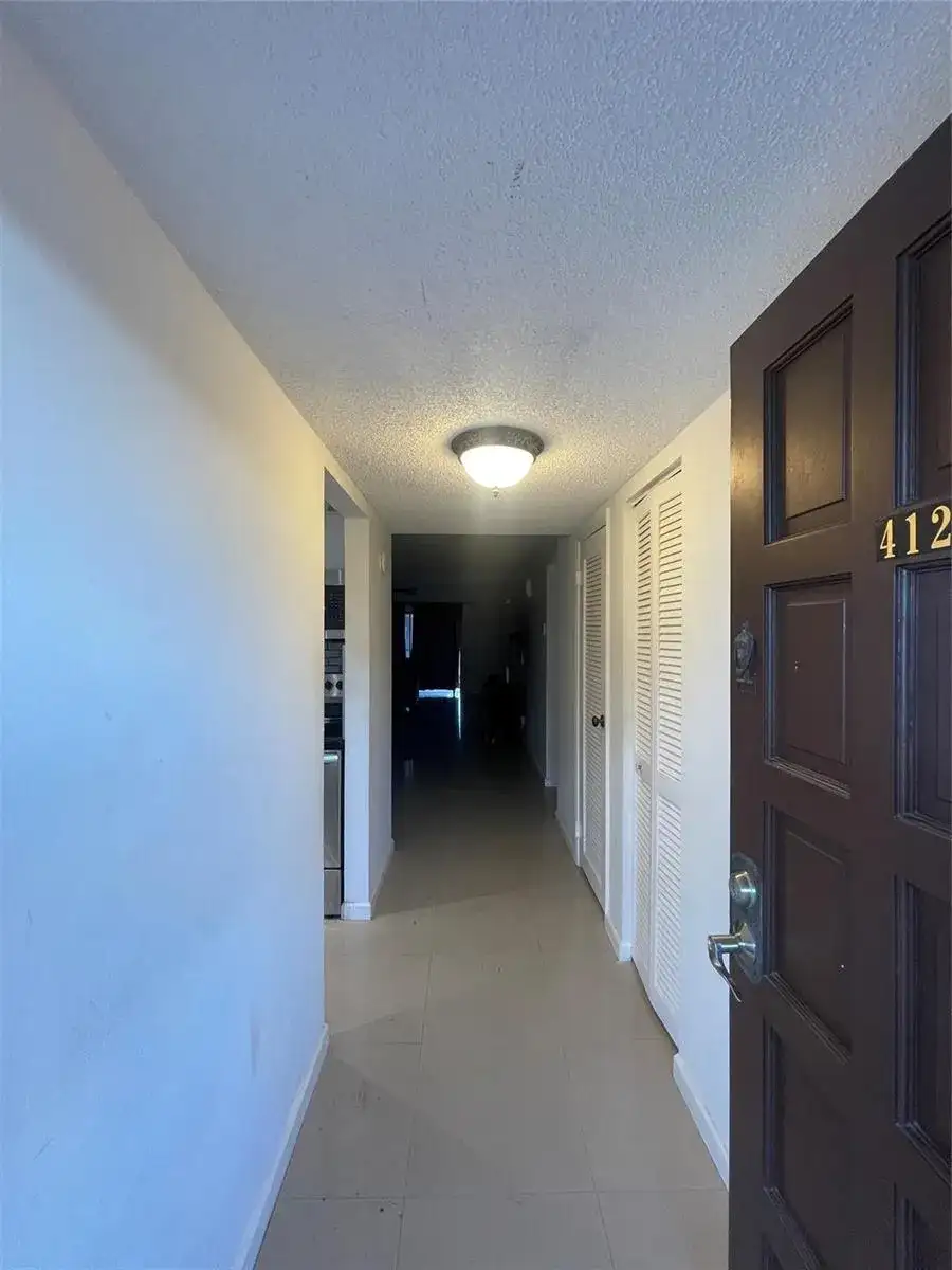 6300 S Falls Circle Drive # 412, Lauderhill FL 33319 photo 4