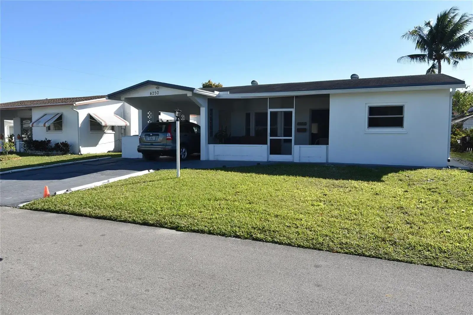 4250 NW 49th Terrace, Lauderdale Lakes FL 33319