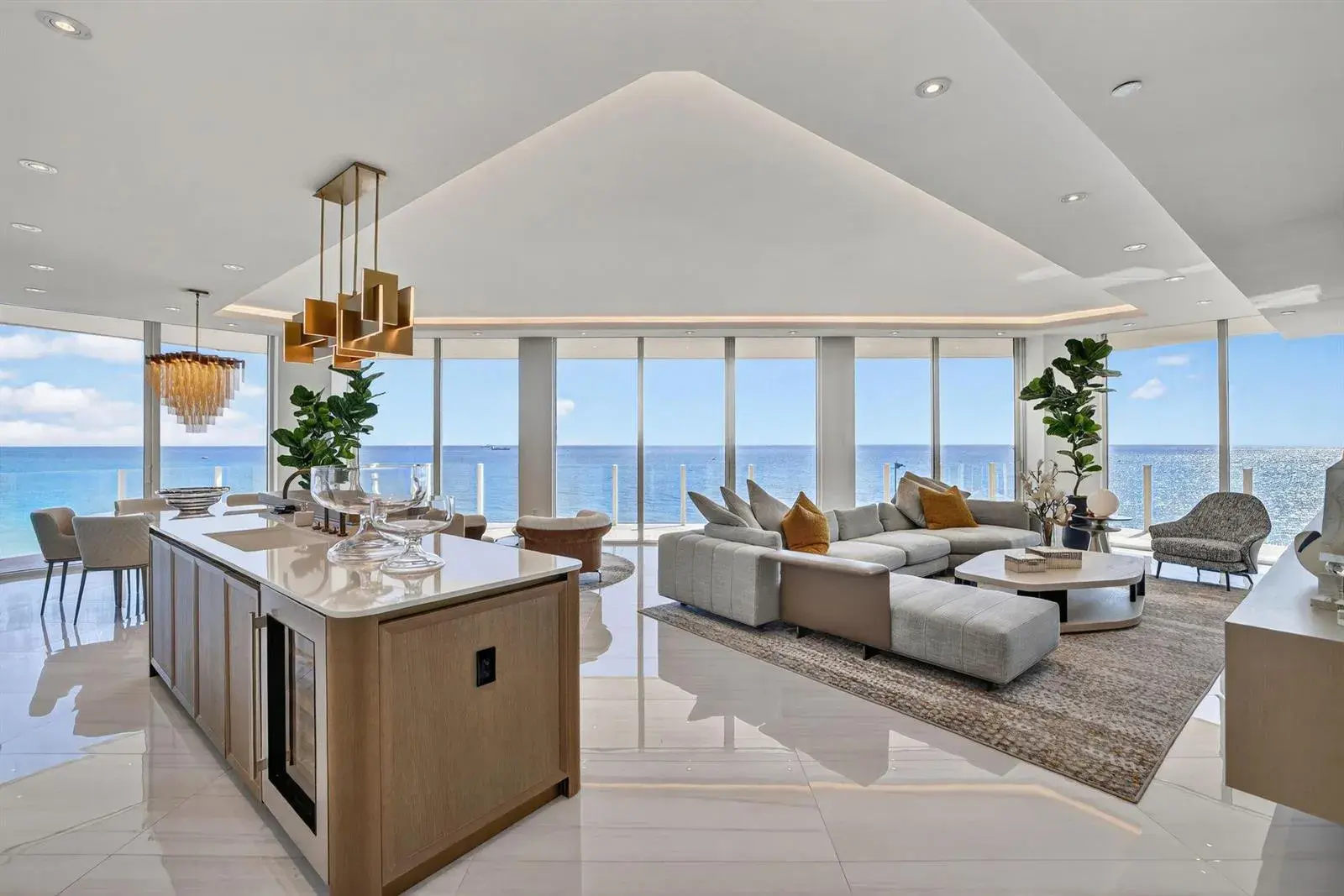 525 N Fort Lauderdale Beach Boulevard # 901, Fort Lauderdale FL 33304