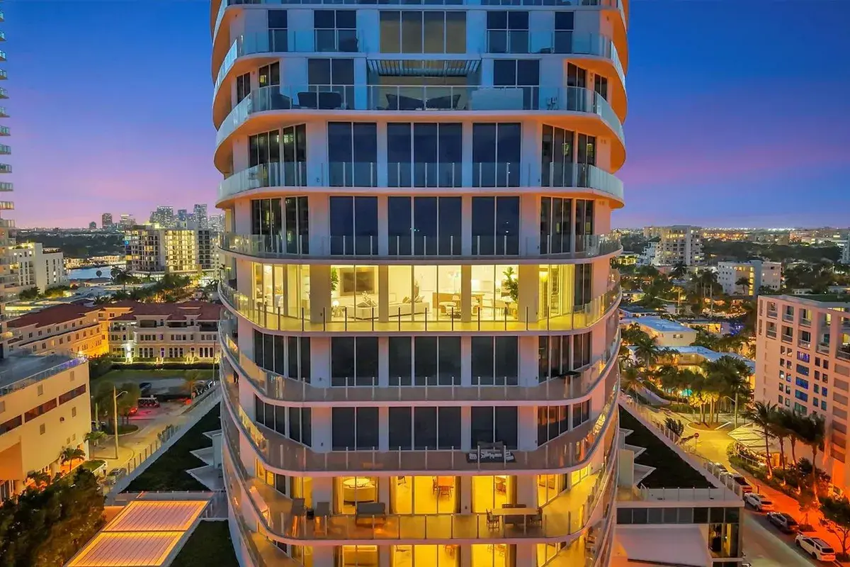 525 N Fort Lauderdale Beach Boulevard # 901, Fort Lauderdale FL 33304