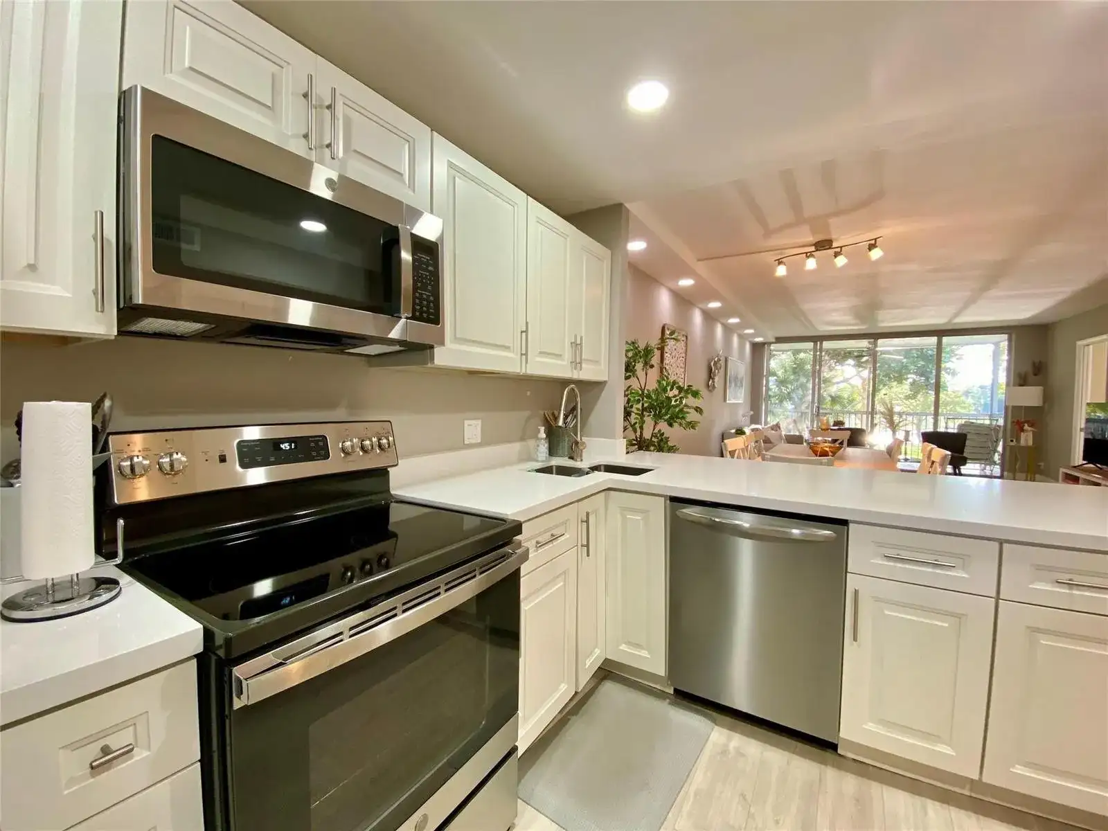 3010 N Course Drive # 209, Pompano Beach FL 33069 photo 3
