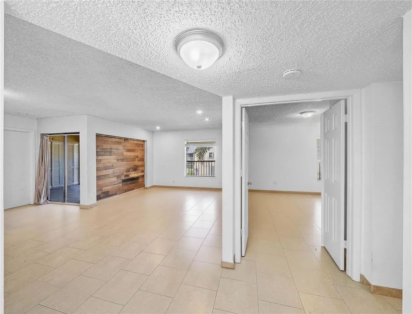 3413 Cocoplum Circle # 3407, Coconut Creek FL 33063