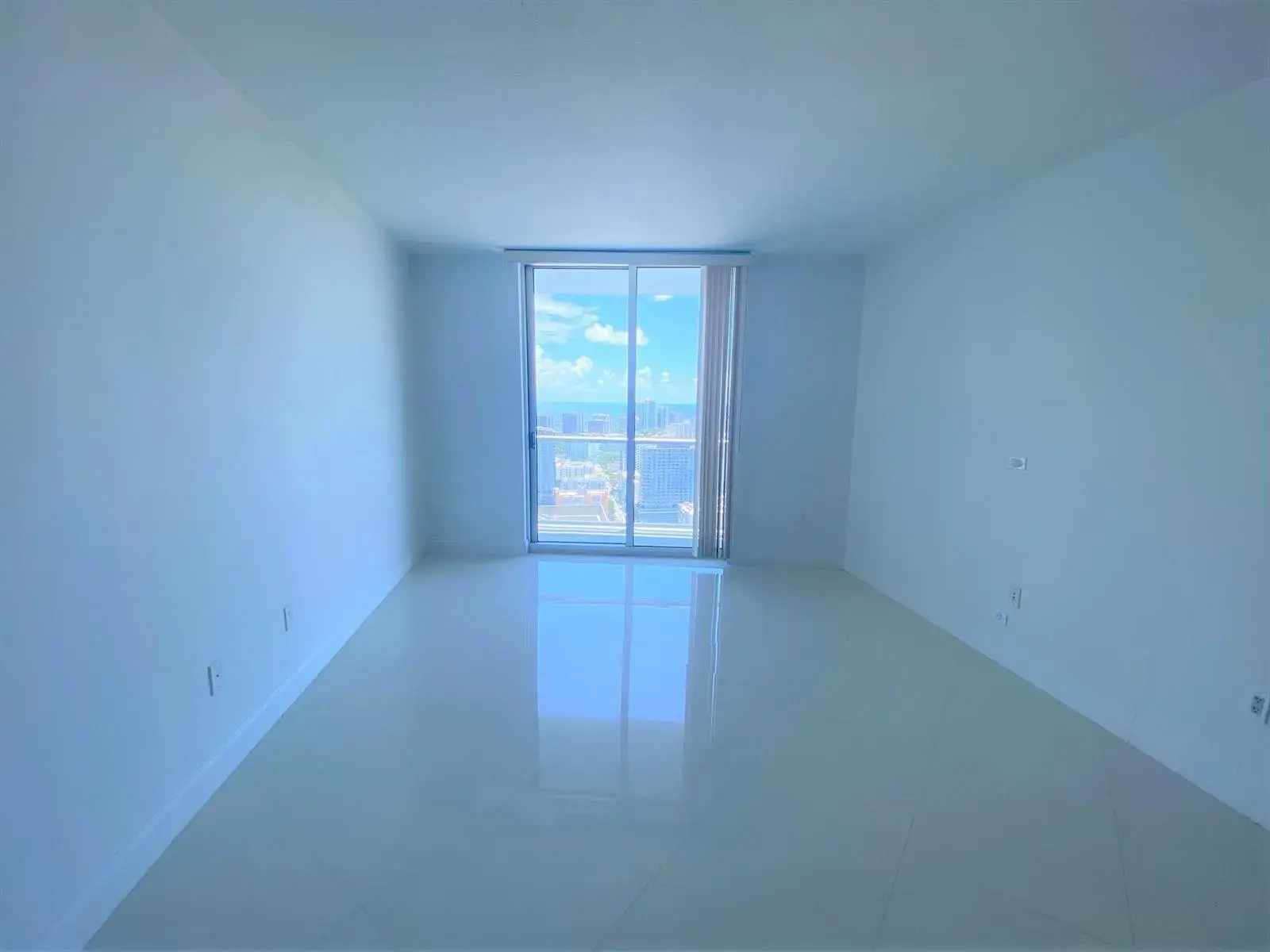 185 SW 7th Street # 3708, Miami FL 33130